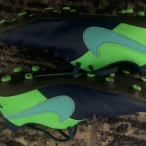 Nike Tiempo cleats size 5Y